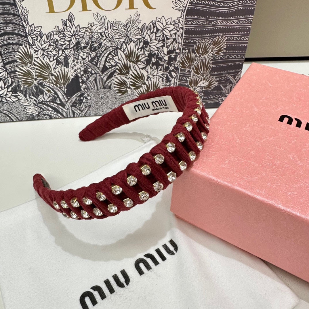CHANEL HAIRBAND IN RED FELT FABRIC DIAMOND-EMBELLISHED 230832