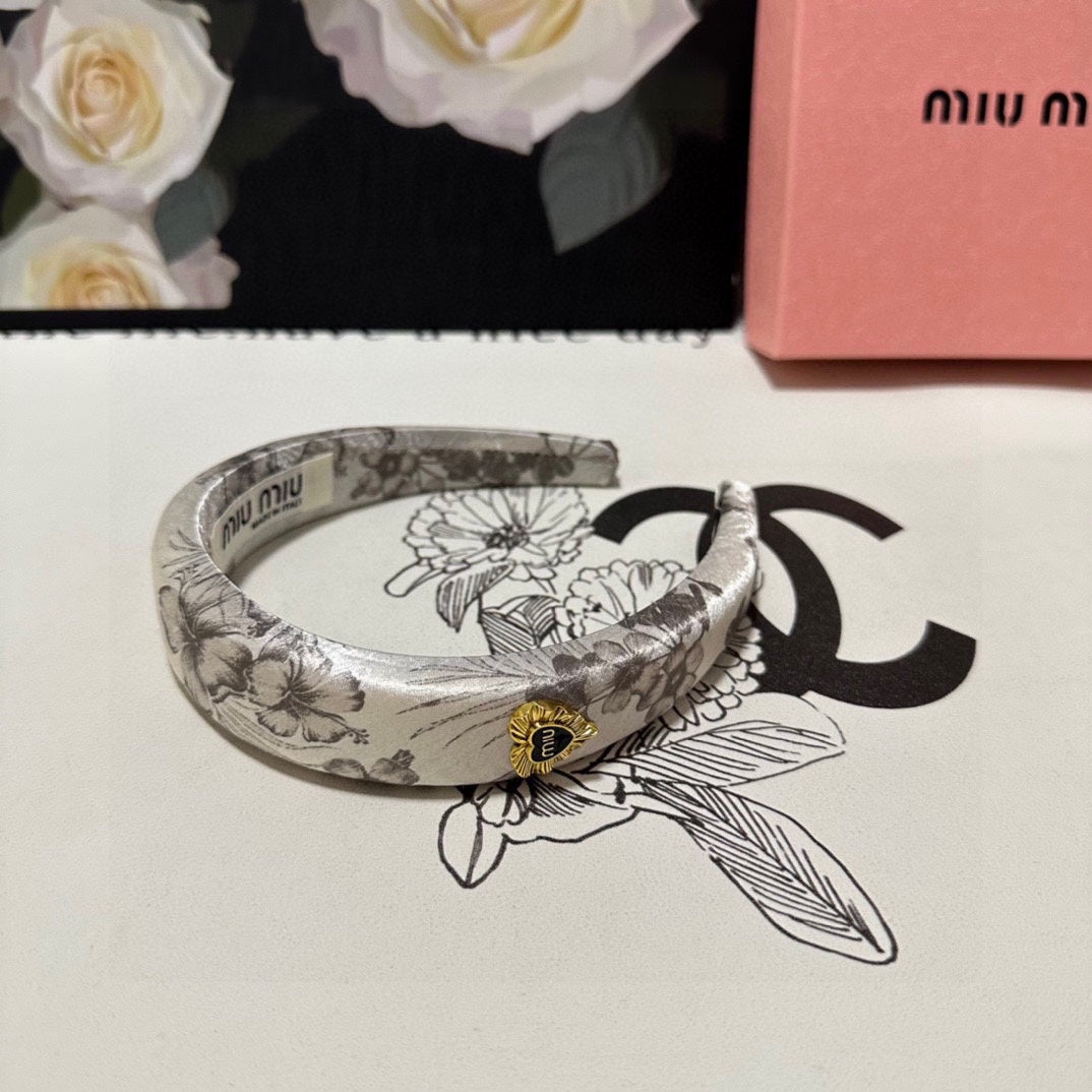 CHANEL SILK THICK HEADBAND WHITE FLOWER PRINT 239958