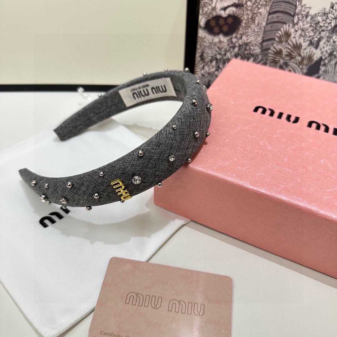 CHANEL THICK HEADBAND IN GRAY FABRIC ATTACHED RHINESTONES 338951