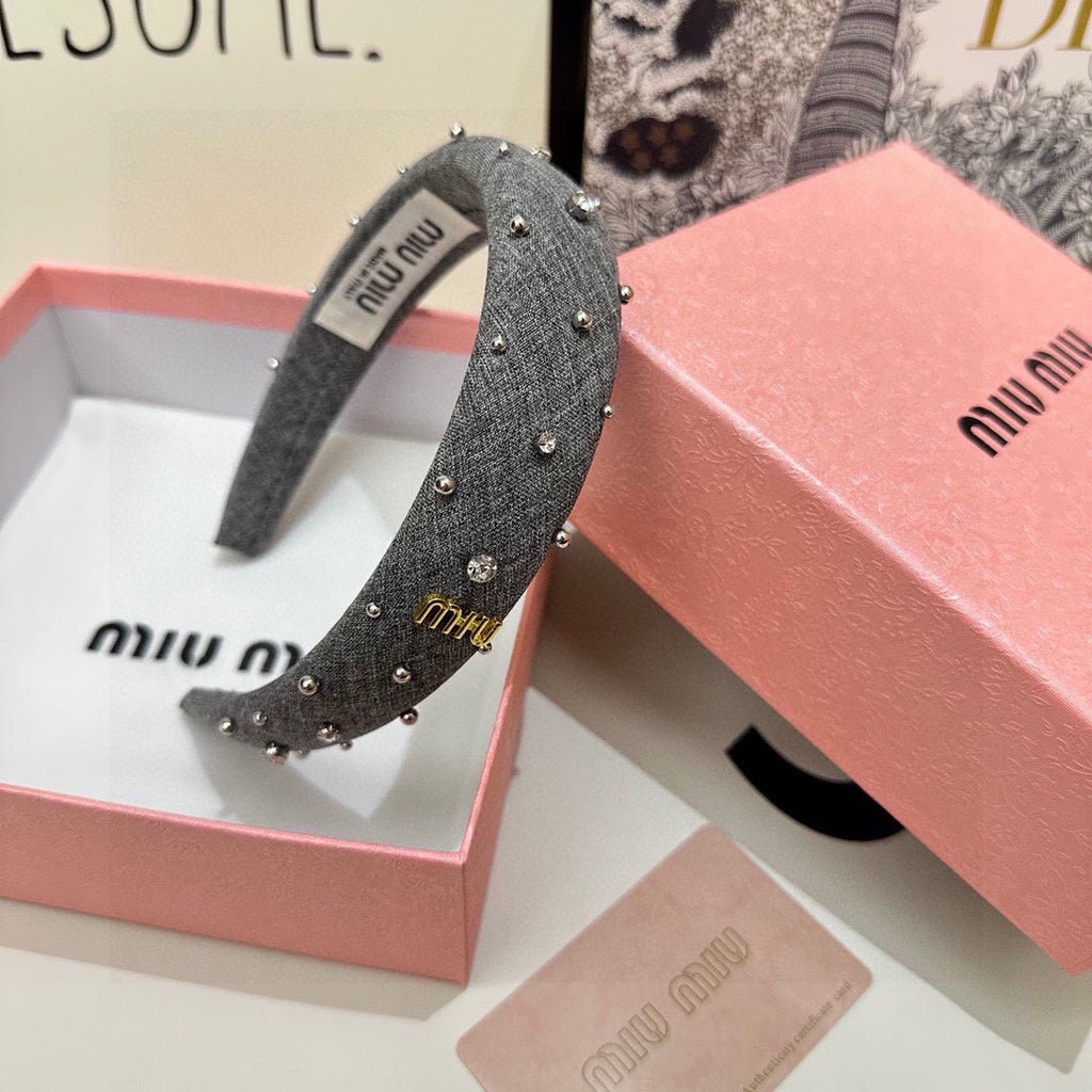 CHANEL THICK HEADBAND IN GRAY FABRIC ATTACHED RHINESTONES 338951
