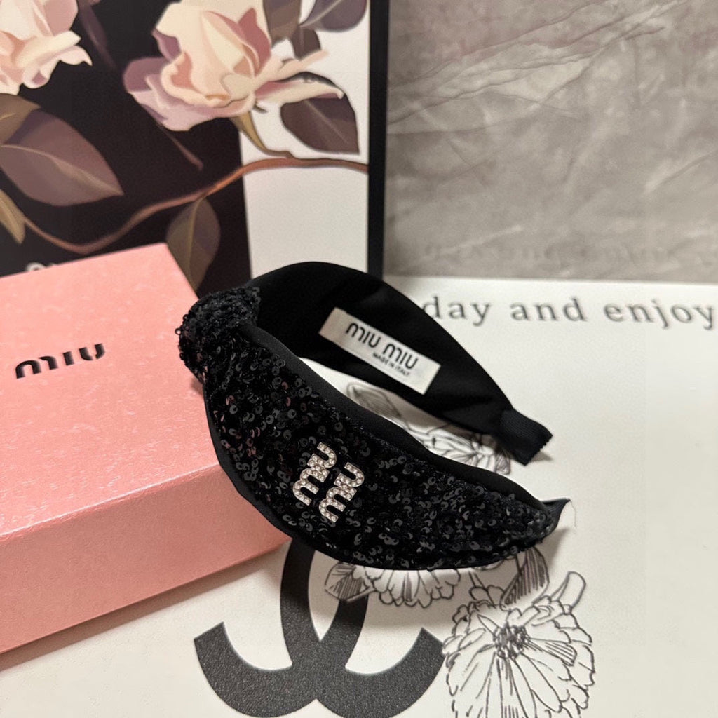CHANEL HEADBAND IN BLACK VELVET SEQUINS-EMBELLISHED 361159