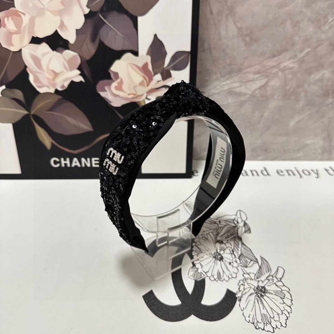 CHANEL HEADBAND IN BLACK VELVET SEQUINS-EMBELLISHED 361159