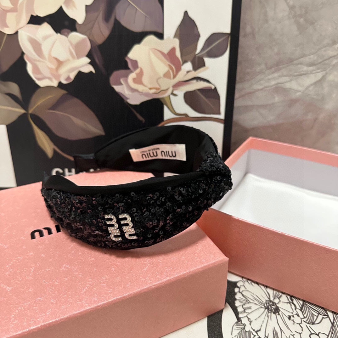 CHANEL HEADBAND IN BLACK VELVET SEQUINS-EMBELLISHED 361159