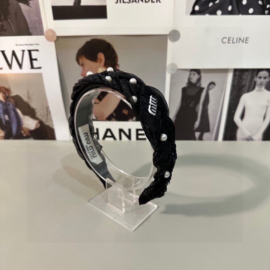 CHANEL HAIR BAND IN BLACK CHIFFON PEARL-EMBELLISHED 395328
