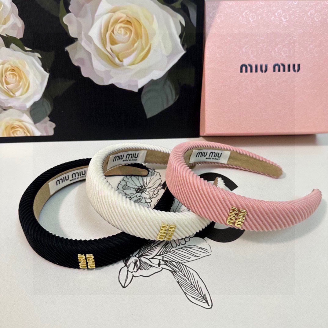 CHANEL THICK HEADBAND IN WHITE CORDUROY 412477