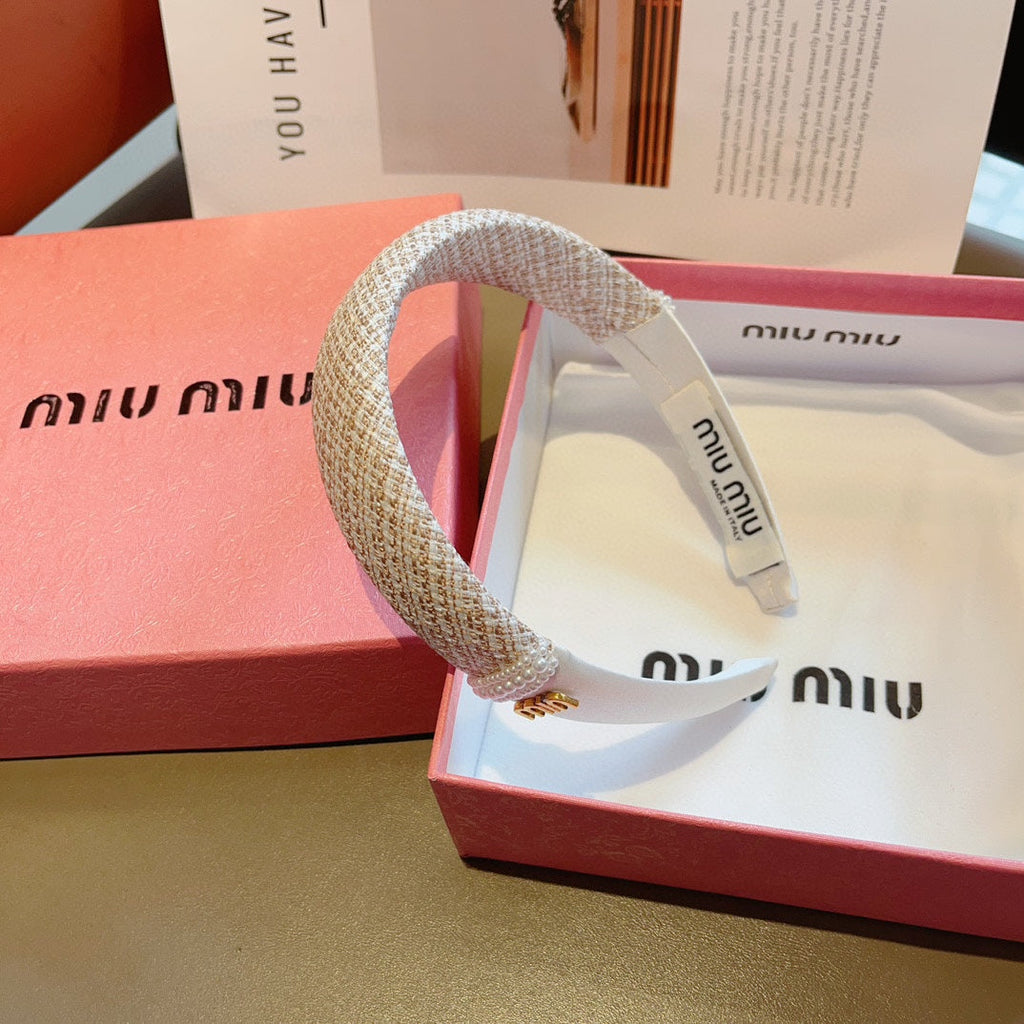 CHANEL HEADBAND IN WHITE TWEED AND SILK 262050