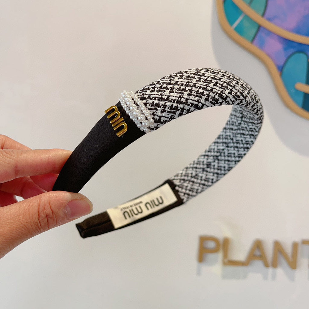CHANEL HEADBAND IN BLACK TWEED AND SILK 262052