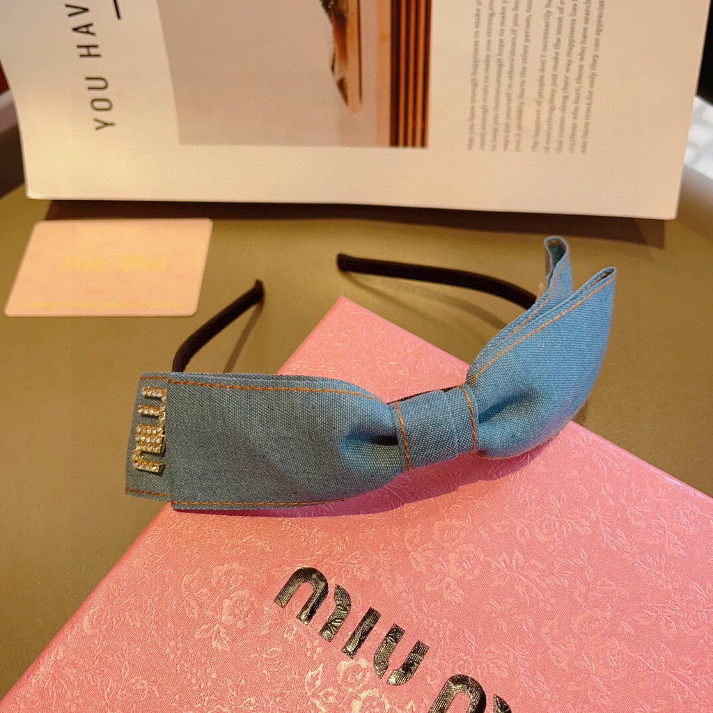 CHANEL BOW HEADBAND IN BABY BLUE DENIM 398854