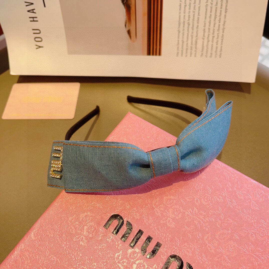 CHANEL BOW HEADBAND IN BABY BLUE DENIM 398854