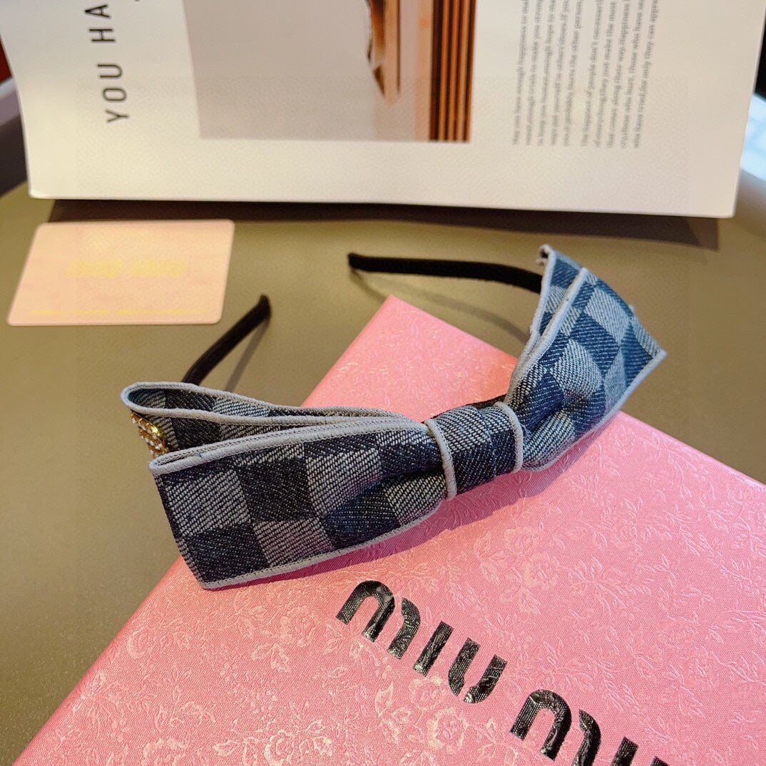 CHANEL BOW HEADBAND IN BLUE DAMIER DENIM 398855