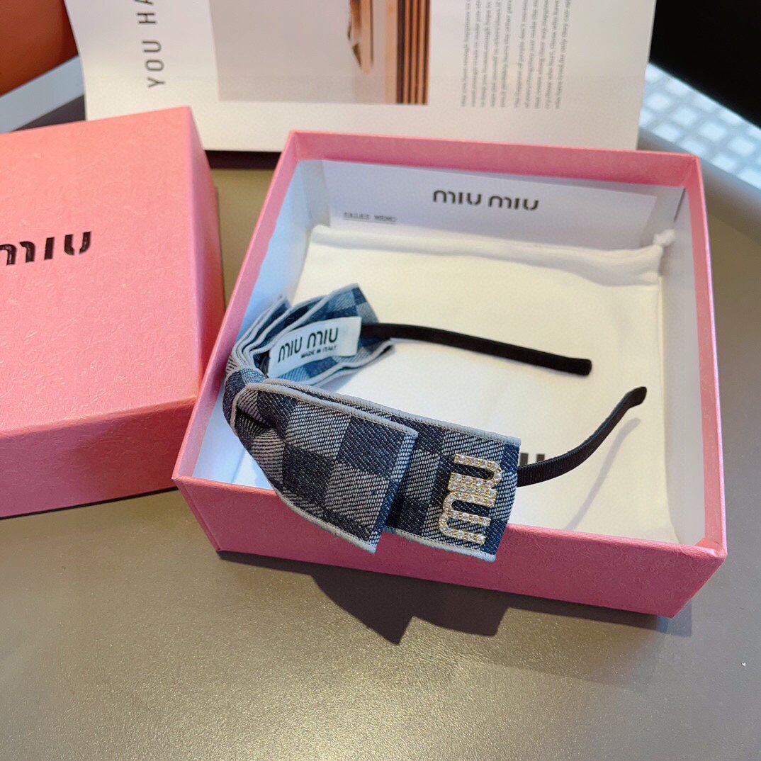 CHANEL BOW HEADBAND IN BLUE DAMIER DENIM 398855