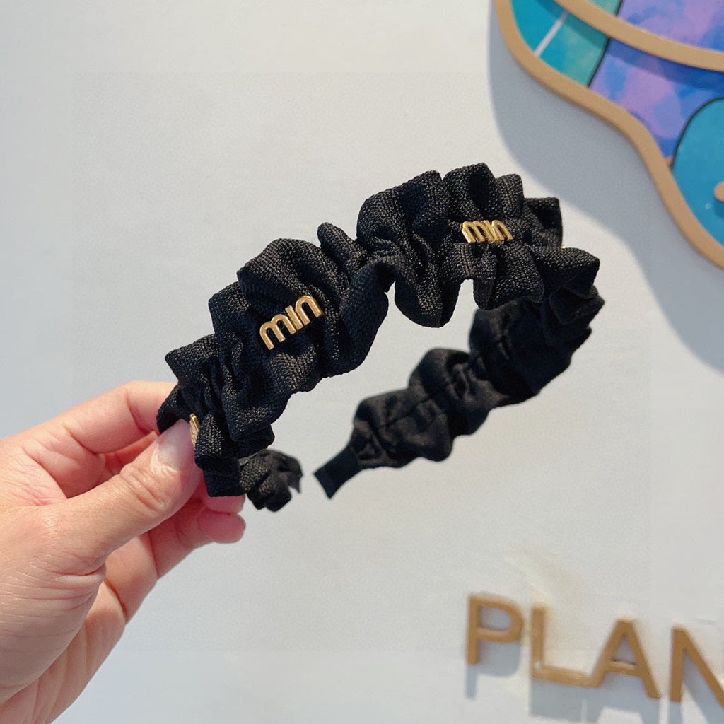 CHANEL HAIRBAND IN BLACK WRINKLED NYLON GOLD LOGO 415930