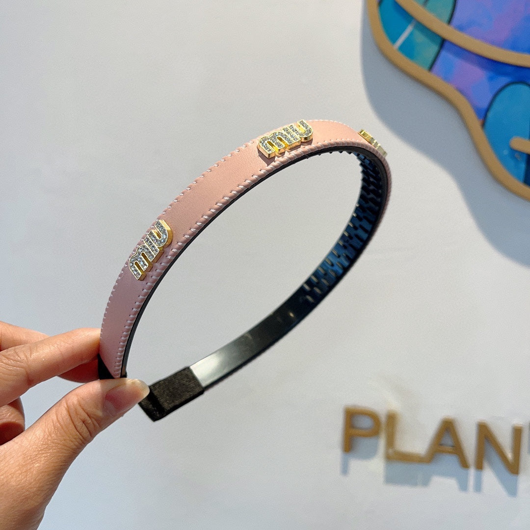 CHANEL HEAD BAND IN LIGHT PINK LAMBSKIN AND RESIN 417297