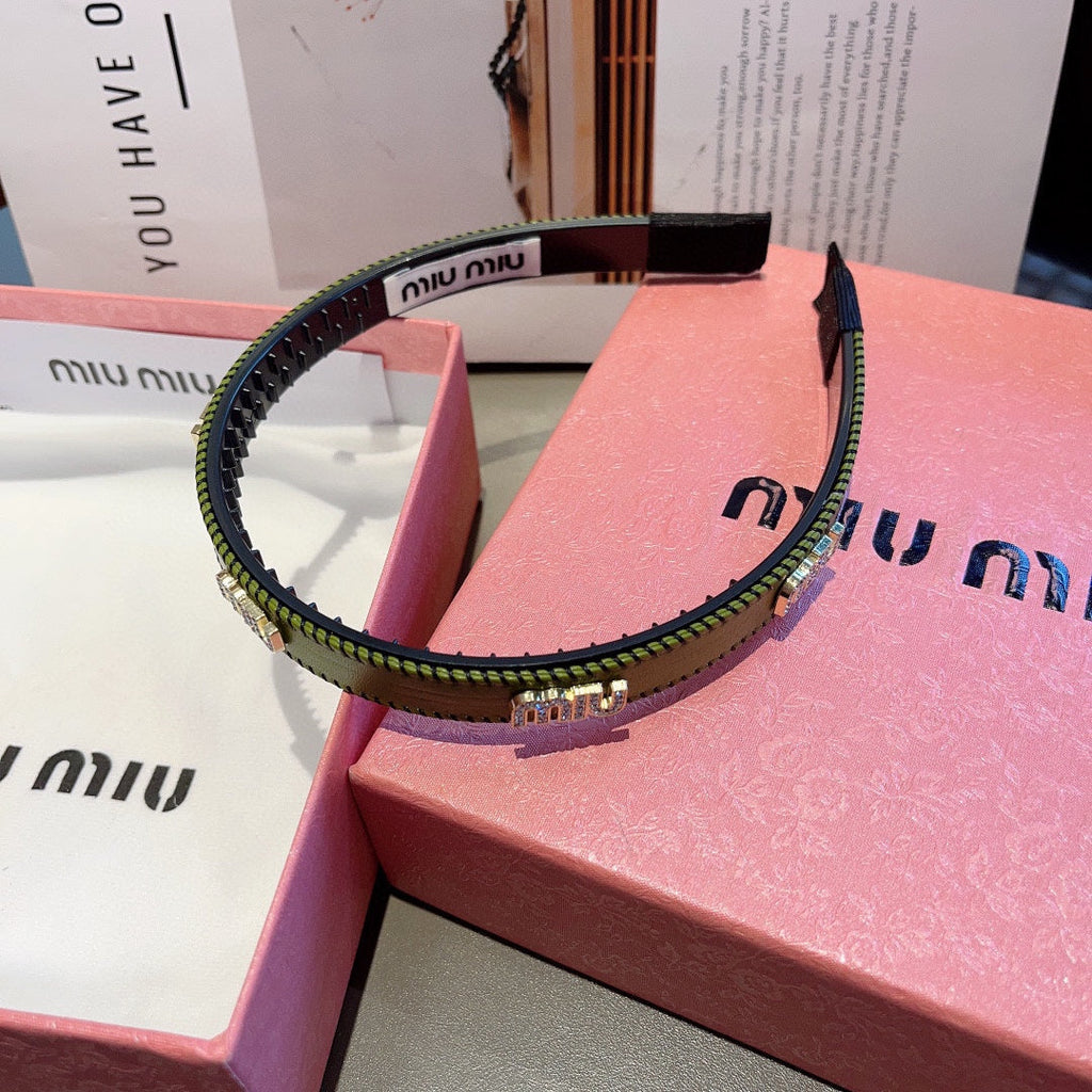 CHANEL HEAD BAND IN OLIVE GREEN LAMBSKIN AND RESIN 417298