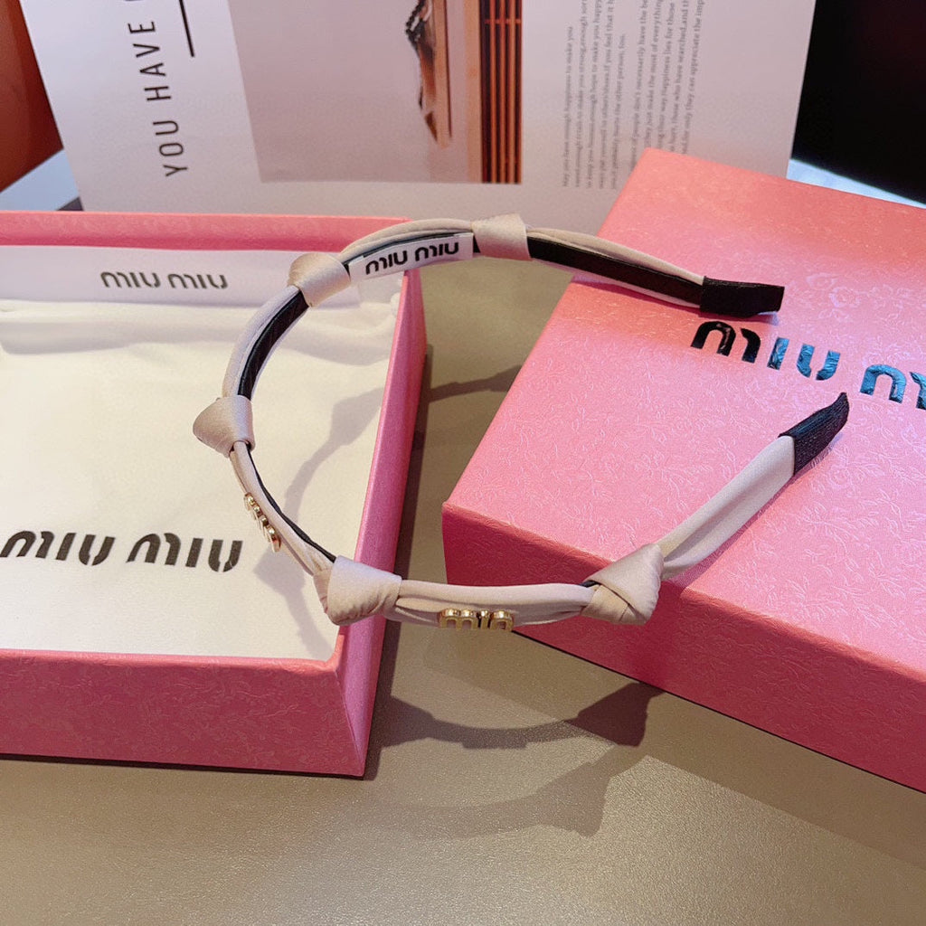 CHANEL HEADBAND GOLD LOGO IN BEIGE SILK 417302