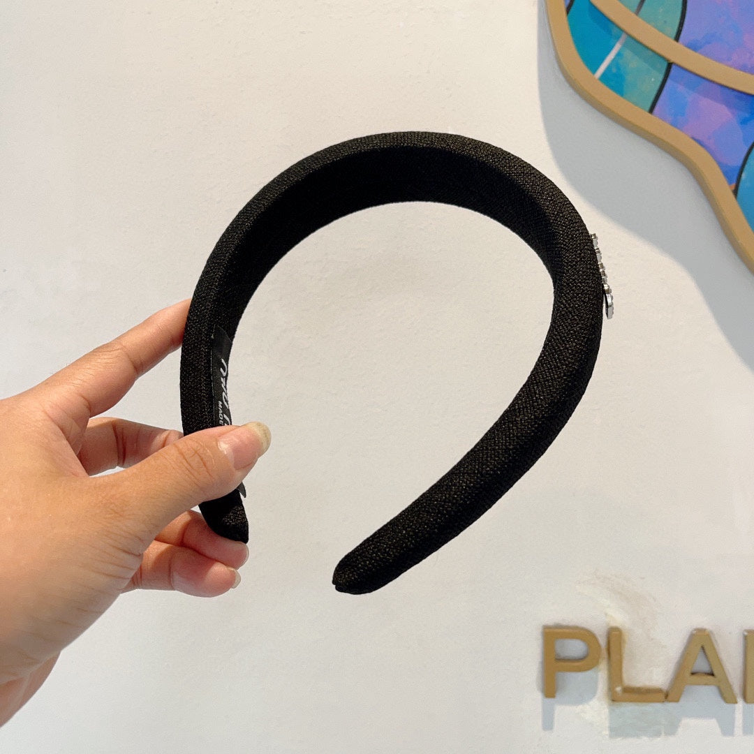 CHANEL THICK HAIR BAND IN BLACK RAW FABRIC 423578