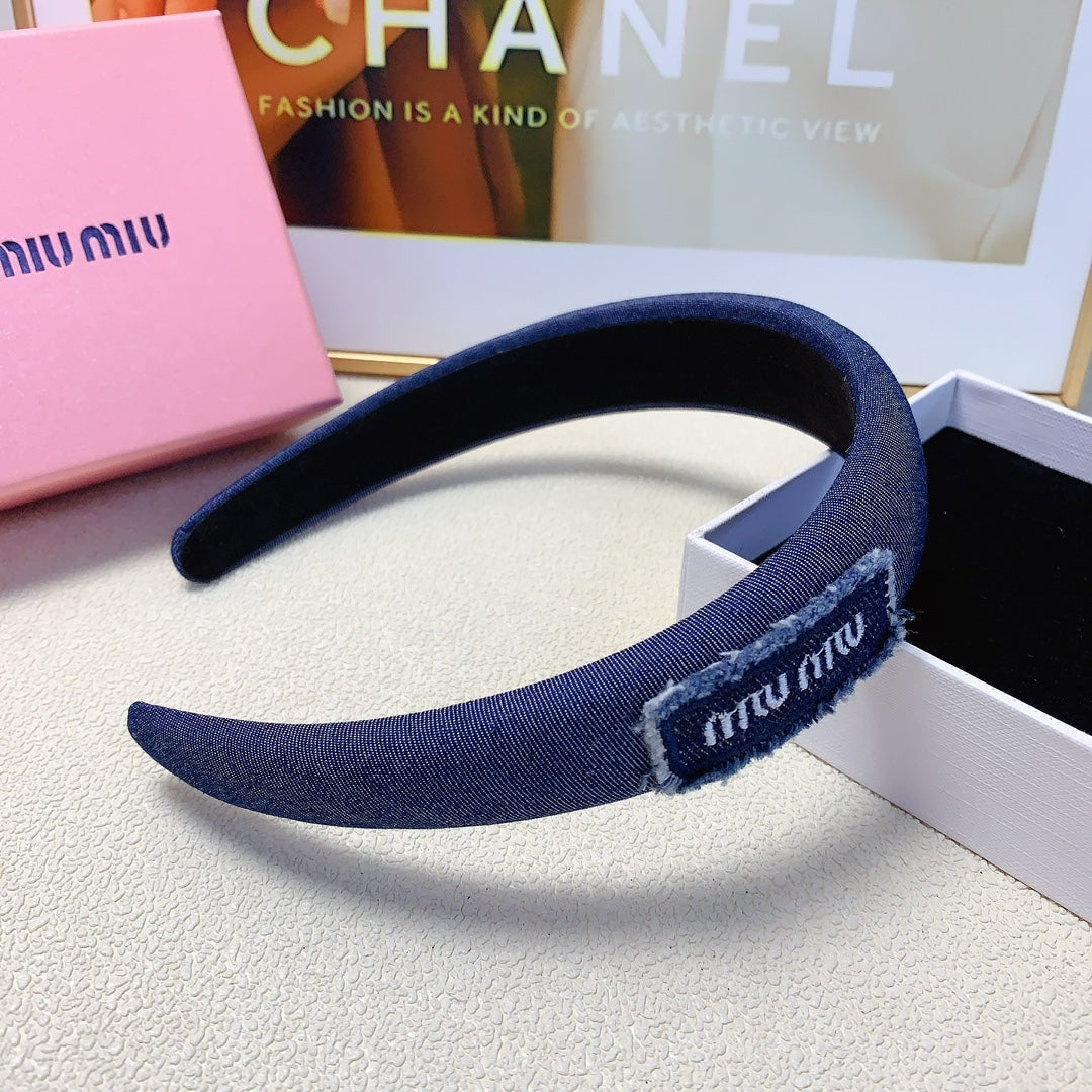 CHANEL THICK HAIRBAND IN CLASSIC BLUE DENIM EMBROIDERED LOGO 217589